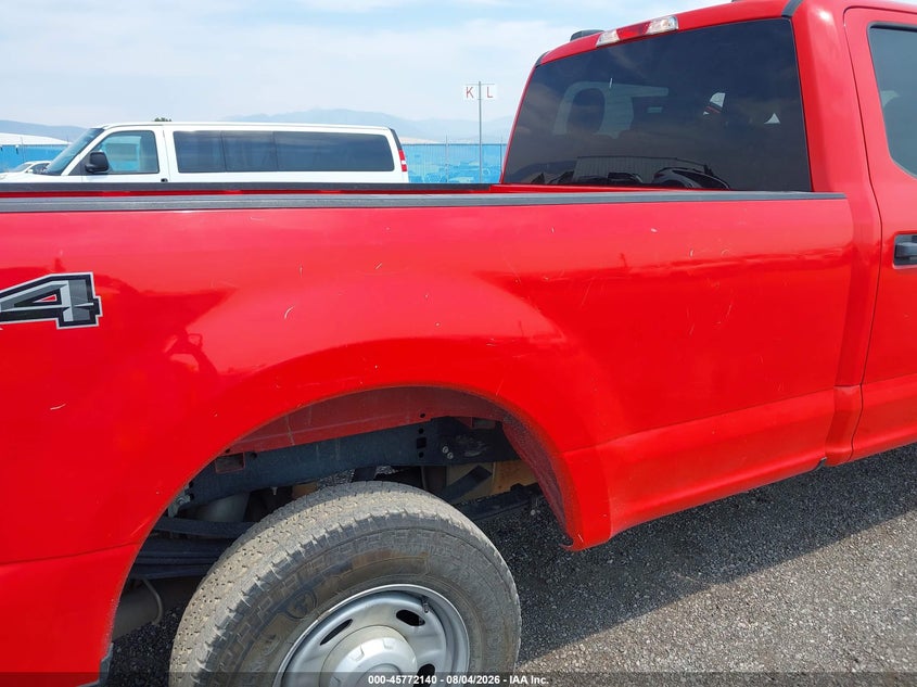 2022 FORD F-350 auction photo 6