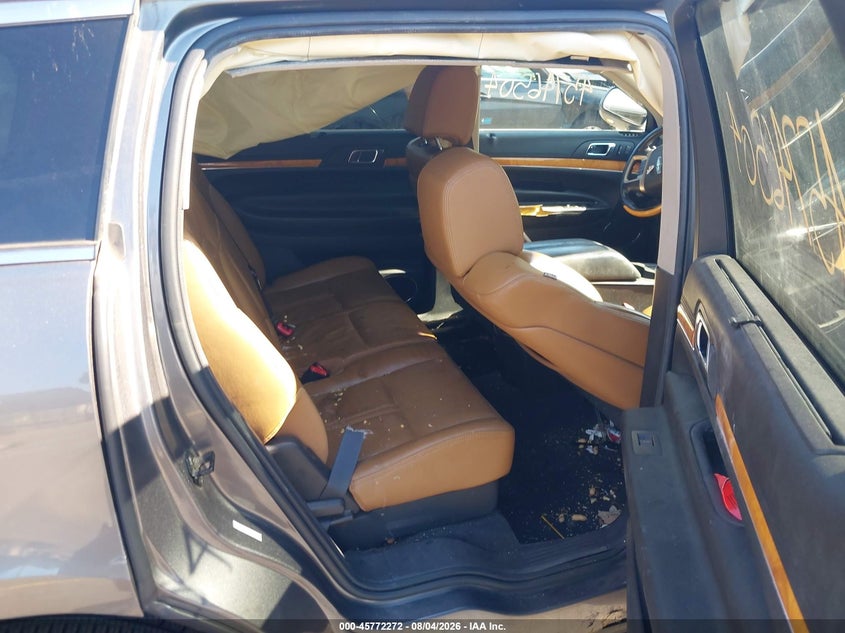 2010 LINCOLN MKT auction photo 8