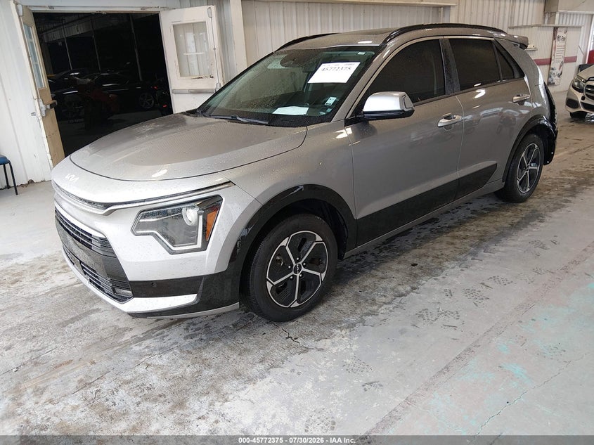 Vin: kndct3le3p5035139, lot: 46271155, kia niro sx 20232