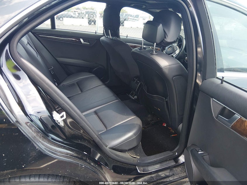 2013 MERCEDES-BENZ C 300 auction photo 8