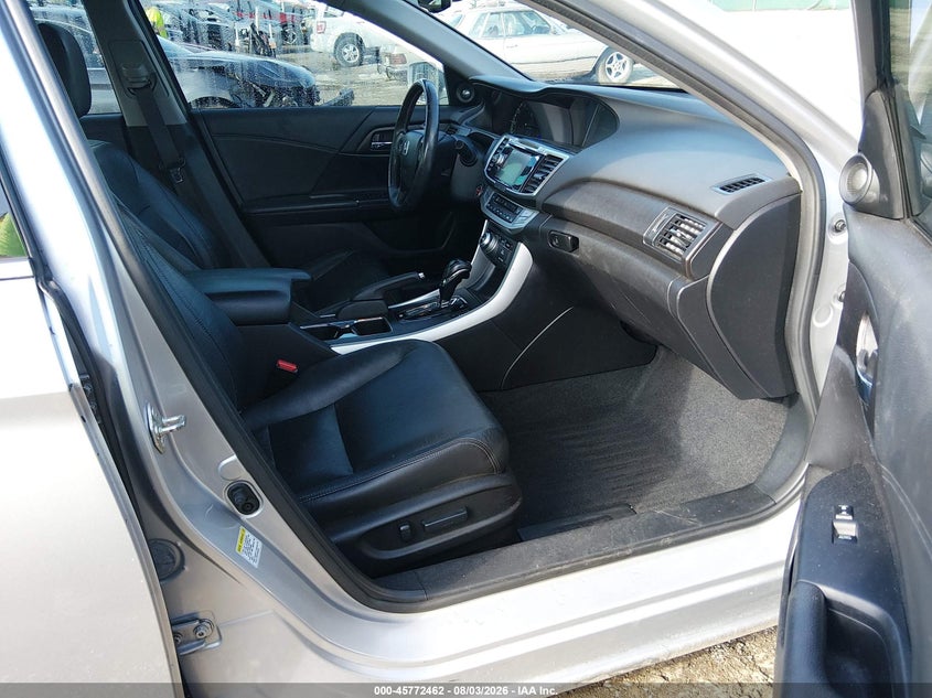 2015 HONDA ACCORD HYBRID auction photo 5