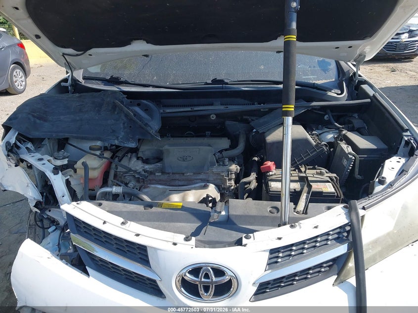 TOYOTA RAV4 - zdjęcie 10