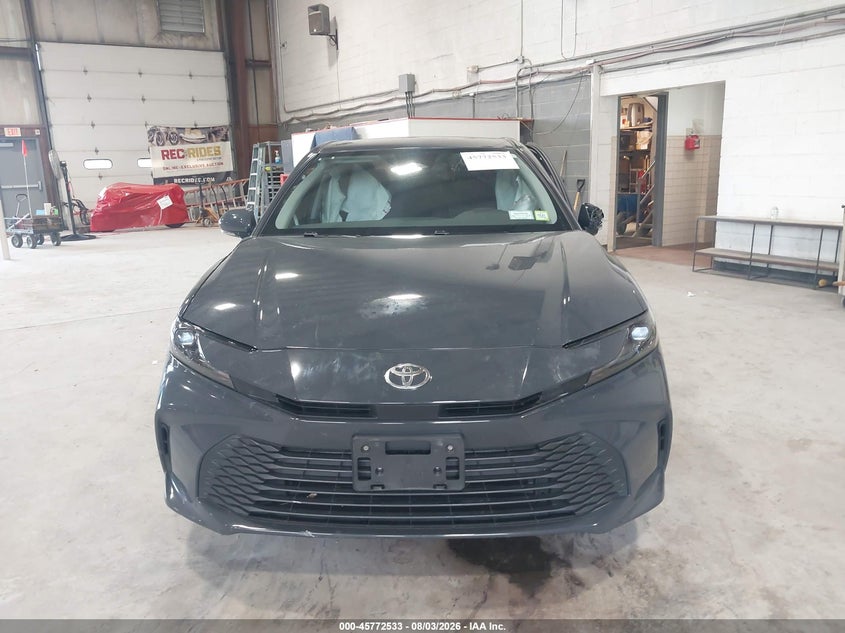 TOYOTA CAMRY - zdjęcie 11