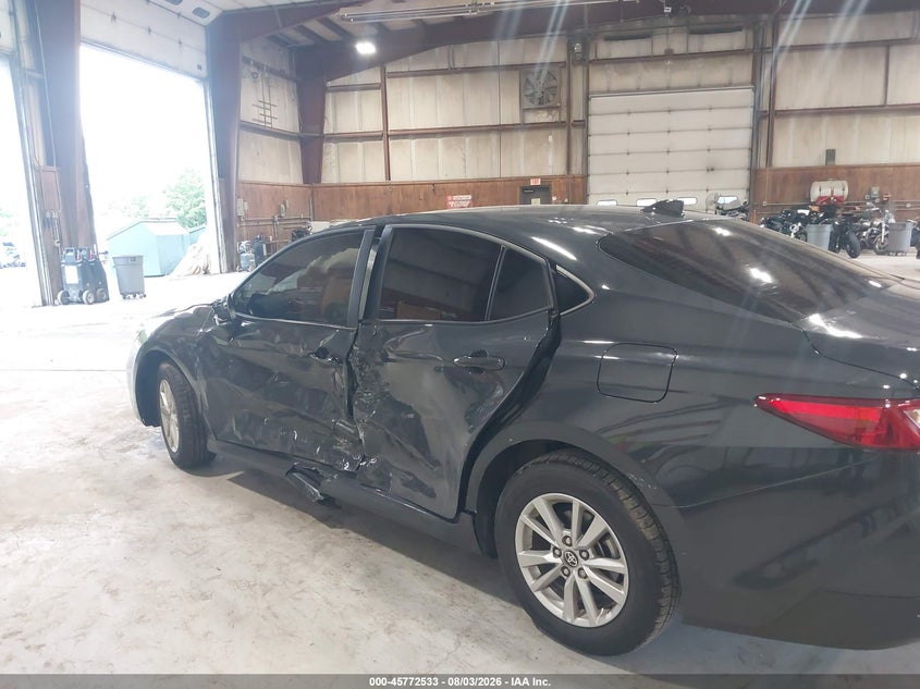 2025 TOYOTA CAMRY auction photo 6