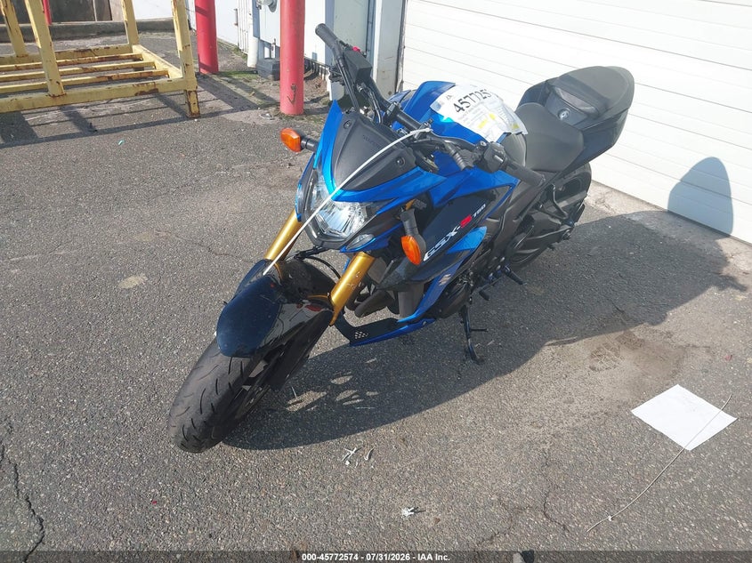 2018 SUZUKI GSX-S MOTO 4