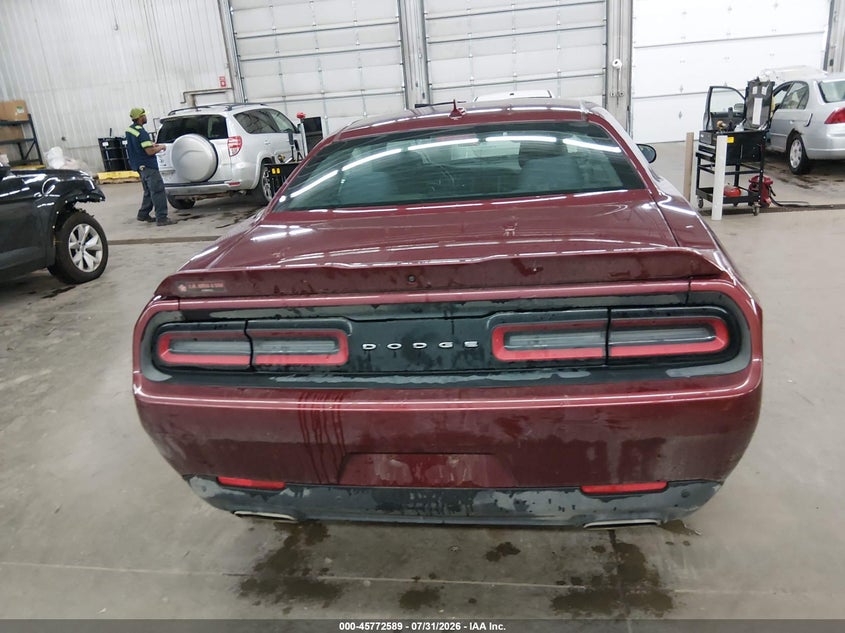 DODGE CHALLENGER - zdjęcie 16