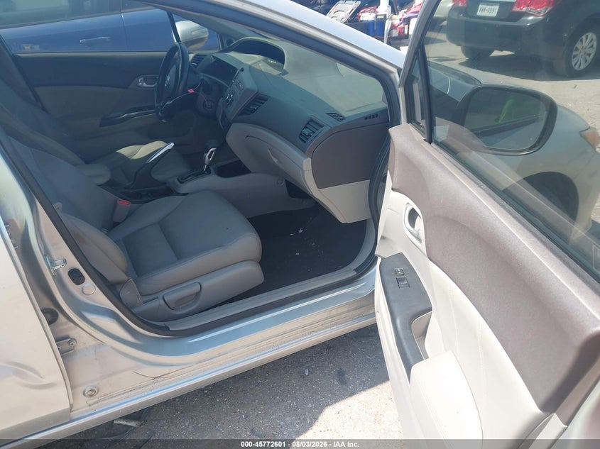 2012 HONDA CIVIC HYBRID auction photo 5
