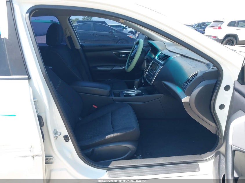 2016 NISSAN ALTIMA auction photo 5
