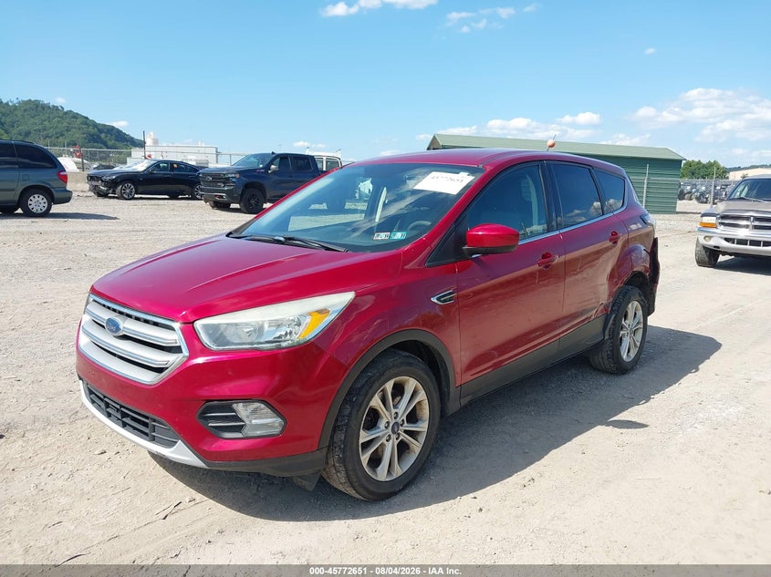 Vin: 1fmcu9gd3hud06415, lot: 46271431, ford escape se 20172