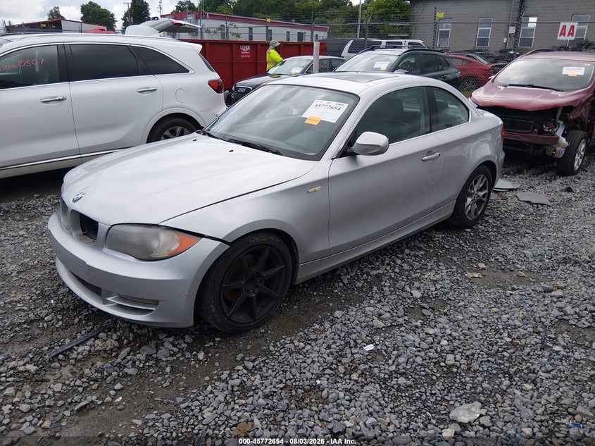 2011 BMW 128I auction photo 2