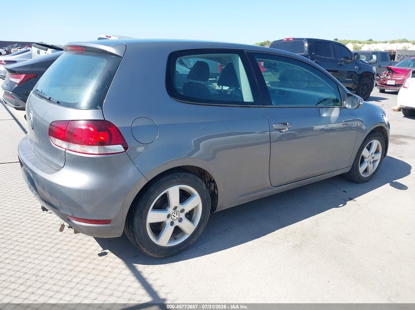 Vin: wvwaa7aj4aw293305, lot: 46271437, volkswagen golf 2-door 20104