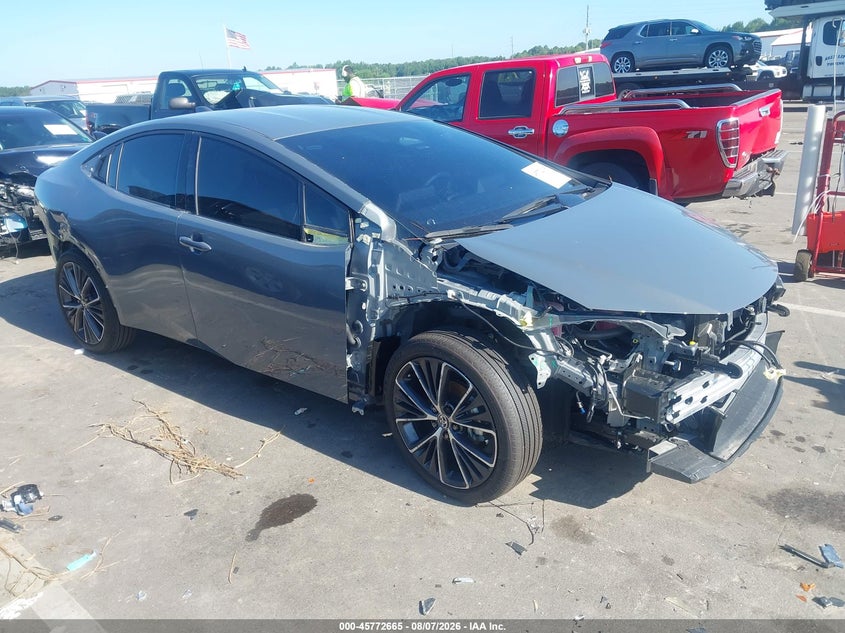 Vin: jtdacaau1r3042319, lot: 46271445, toyota prius xle 2024 img_1