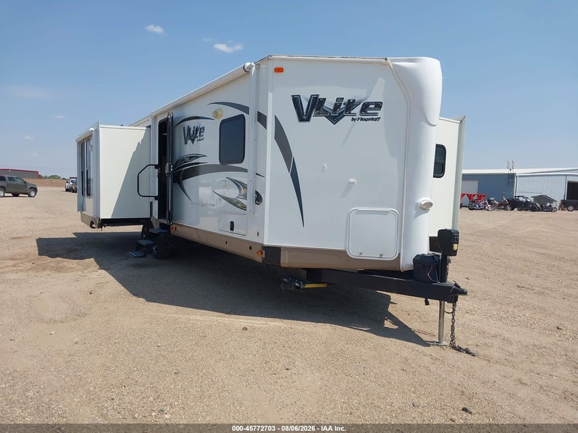 2016 FLAGSTAFF V-LITE 35' BUMPER PULL auction photo 1