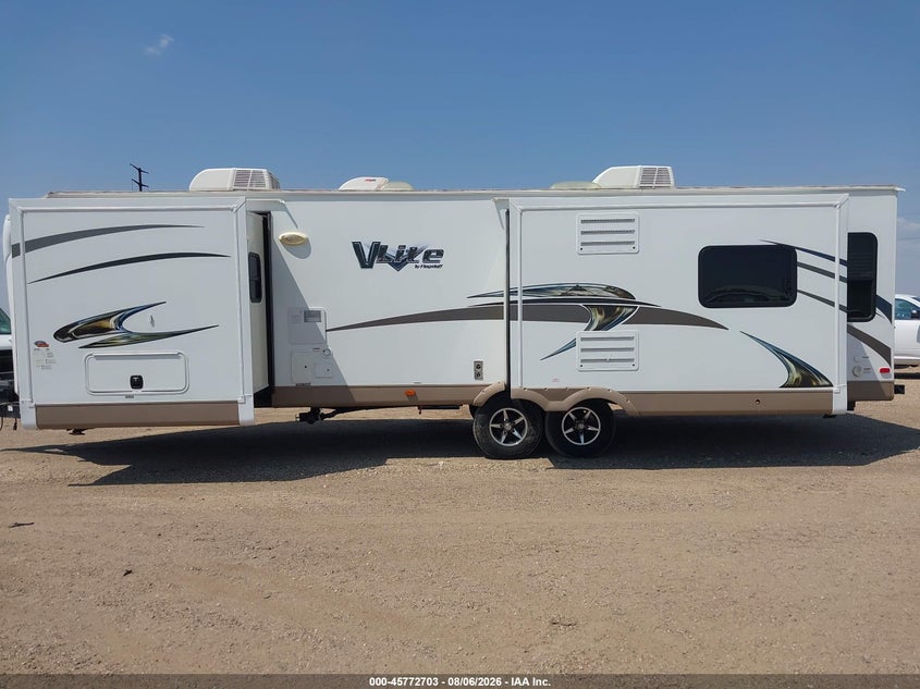 2016 FLAGSTAFF V-LITE 35' BUMPER PULL auction photo 6