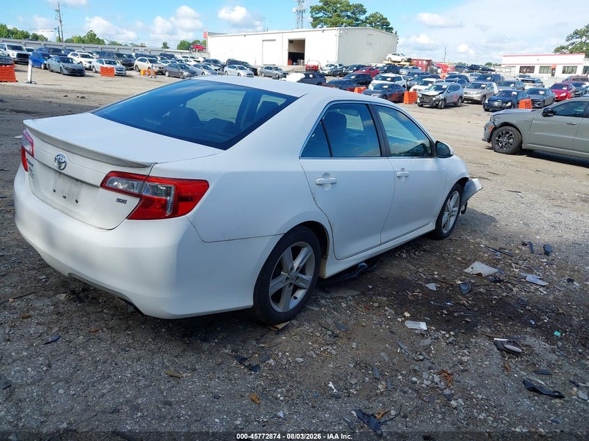 2014 TOYOTA CAMRY auction photo 4
