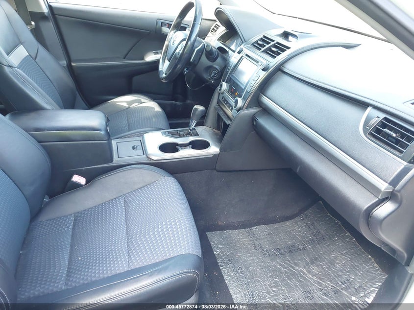 2014 TOYOTA CAMRY auction photo 5