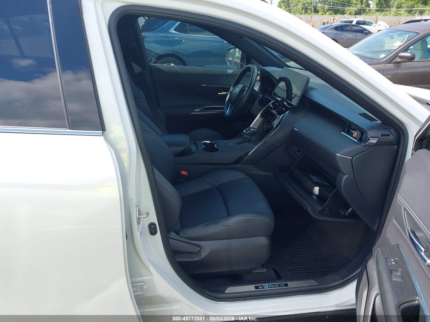 2023 TOYOTA VENZA auction photo 5
