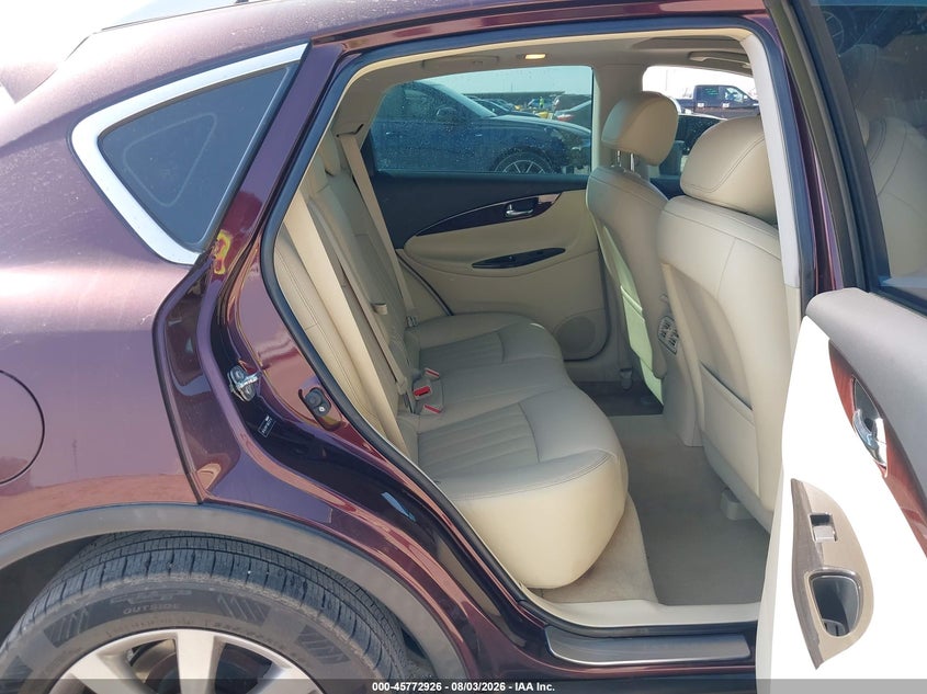 2016 INFINITI QX50 auction photo 8