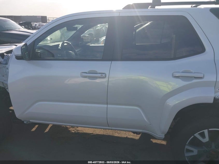 TOYOTA 4RUNNER - zdjęcie 15