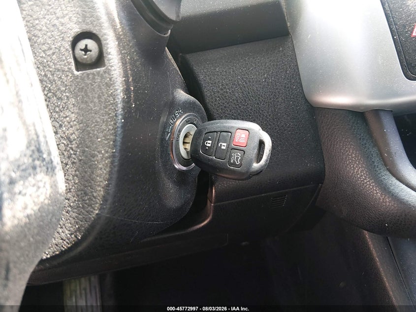 TOYOTA HIGHLANDER - zdjęcie 11