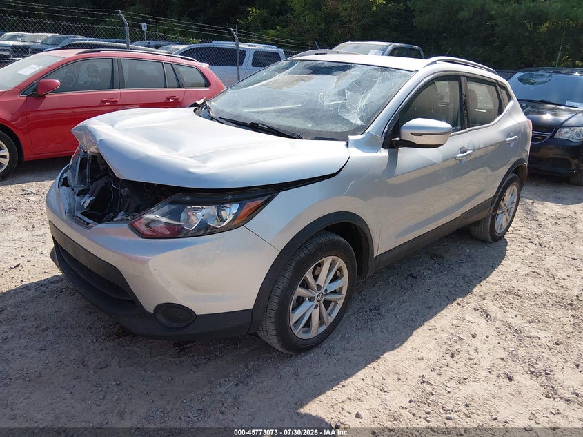 Vin: jn1bj1cr2kw630692, lot: 46271853, nissan rogue sport sv 20192