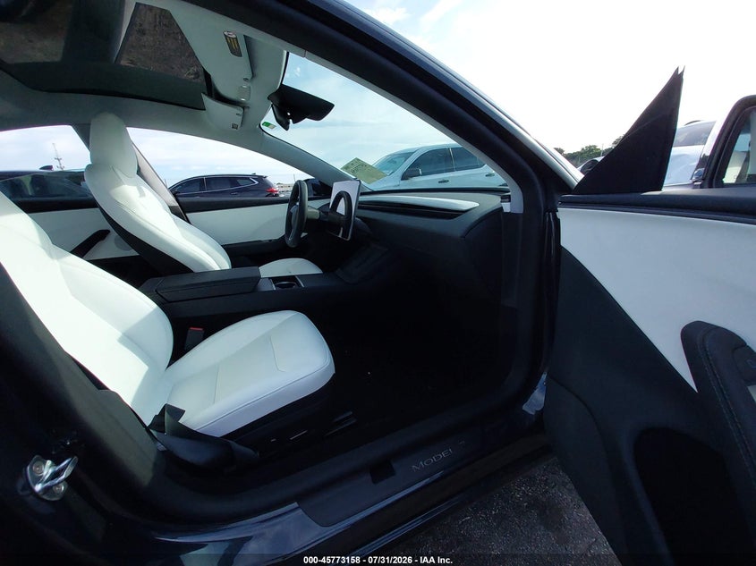 2026 TESLA MODEL 3 SEDAN ELECTRIC