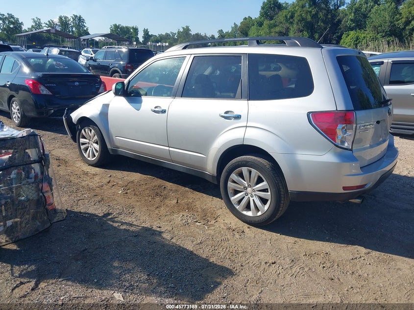 Vin: jf2shaec4bh735791, lot: 46271969, subaru forester 2.5x limited 20113
