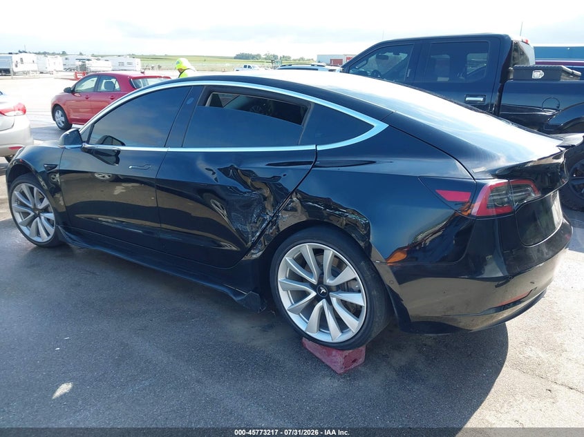 2019 TESLA MODEL 3 auction photo 6
