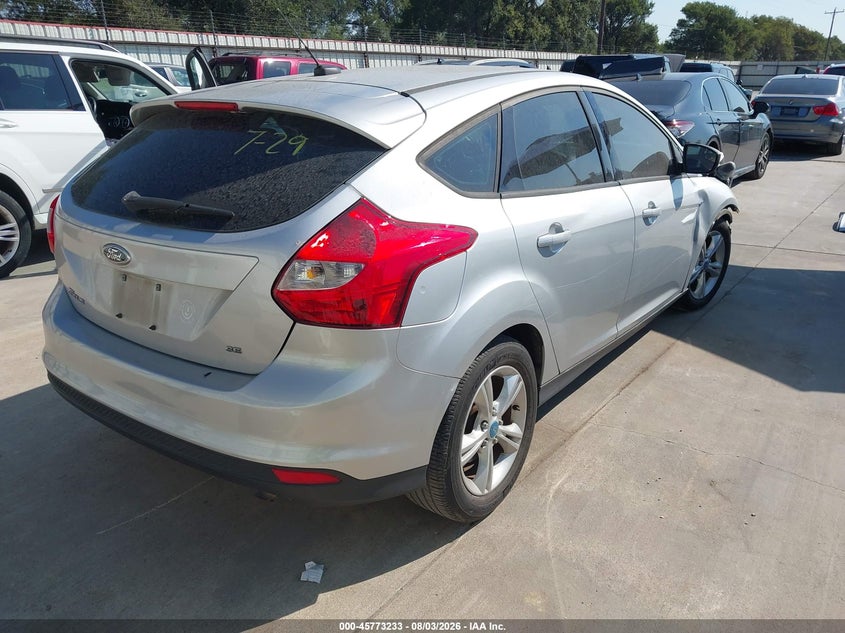 Vin: 1fahp3k27cl250116, lot: 46272013, ford focus se 20124
