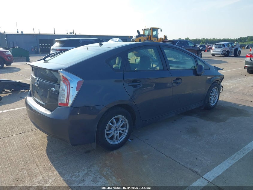 2012 TOYOTA PRIUS auction photo 4
