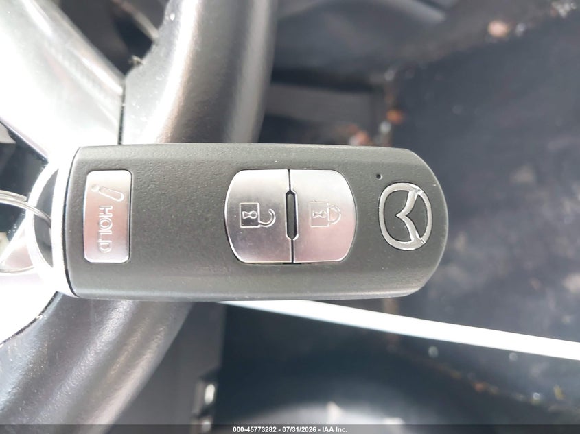 MAZDA CX-3 2017 VIN JM1DKFD75H0176107
