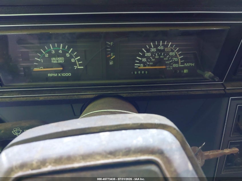 1985 FORD LTD auction photo 7