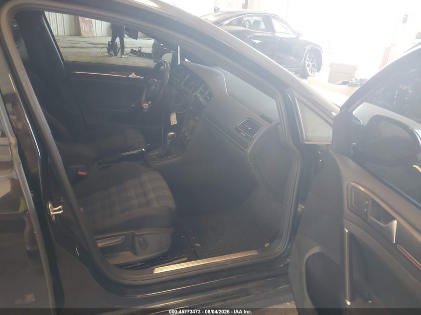 2021 VOLKSWAGEN GOLF GTI auction photo 5
