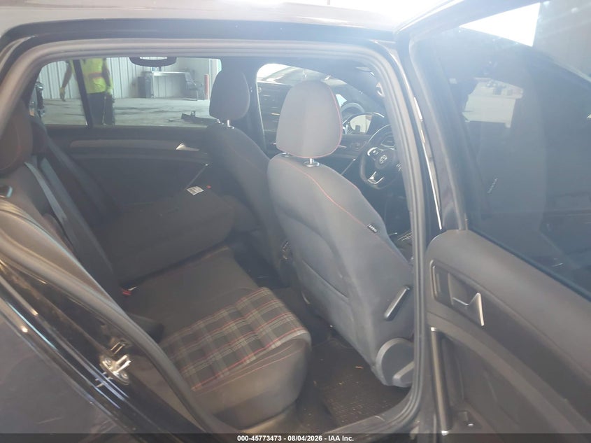 2021 VOLKSWAGEN GOLF GTI auction photo 8