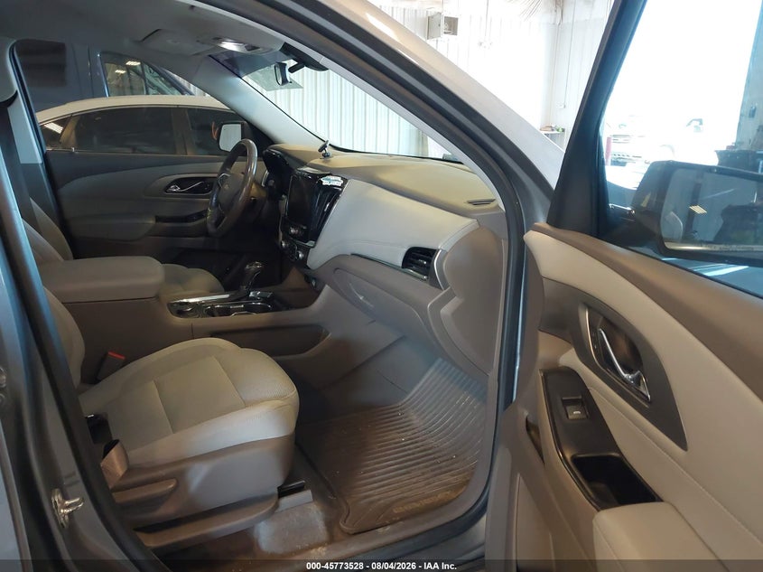 2018 CHEVROLET TRAVERSE auction photo 5