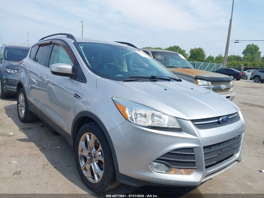2016 FORD ESCAPE auction photo 1
