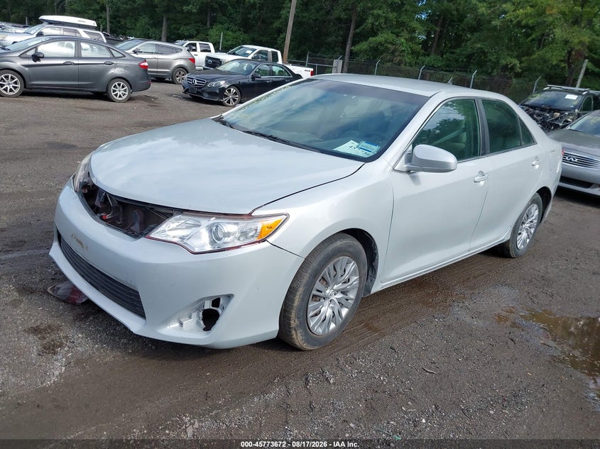 2012 Toyota Camry, По кругу, IAAI, VIN 4T1BF1FK6CU021627 — фото 2