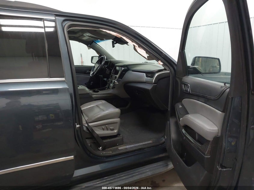 CHEVROLET SUBURBAN - zdjęcie 5