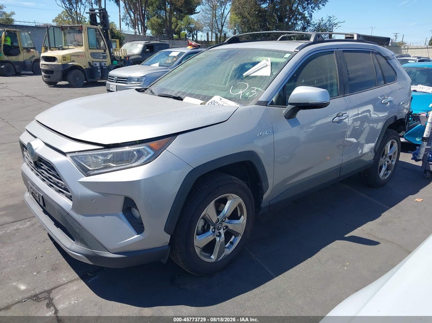 2020 Toyota RAV 4, Удар ззаду, IAAI, VIN JTMDWRFV4LD072288 — фото 2
