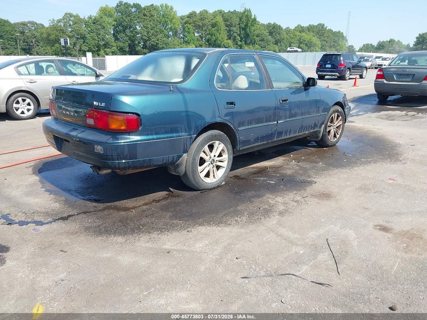 1996 TOYOTA CAMRY auction photo 4