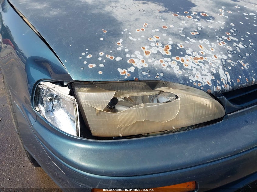 1996 TOYOTA CAMRY auction photo 6