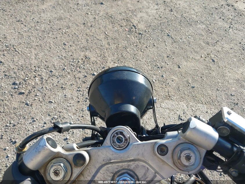SUZUKI GSX600 2002