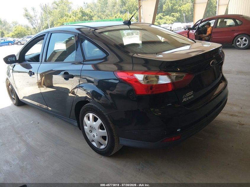 Vin: 1fahp3e2xcl429875, lot: 46272598, ford focus s 20123