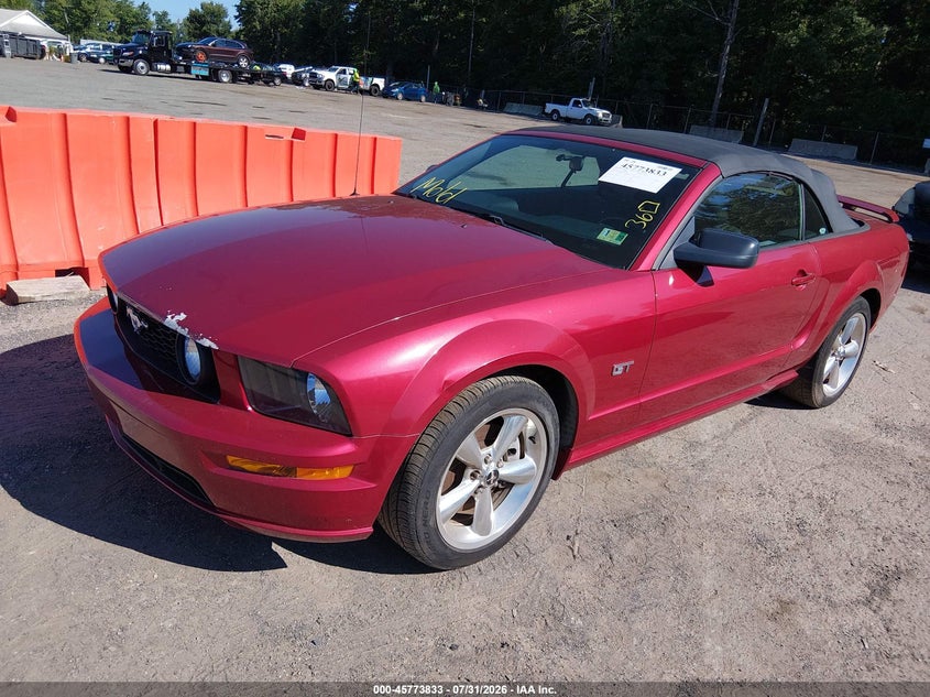 2006 Ford Mustang Gt, Normal Wear & Tear, IAAI, VIN 1ZVHT85H965210743 — photo 2