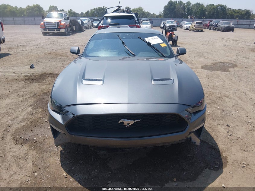 FORD MUSTANG - zdjęcie 13