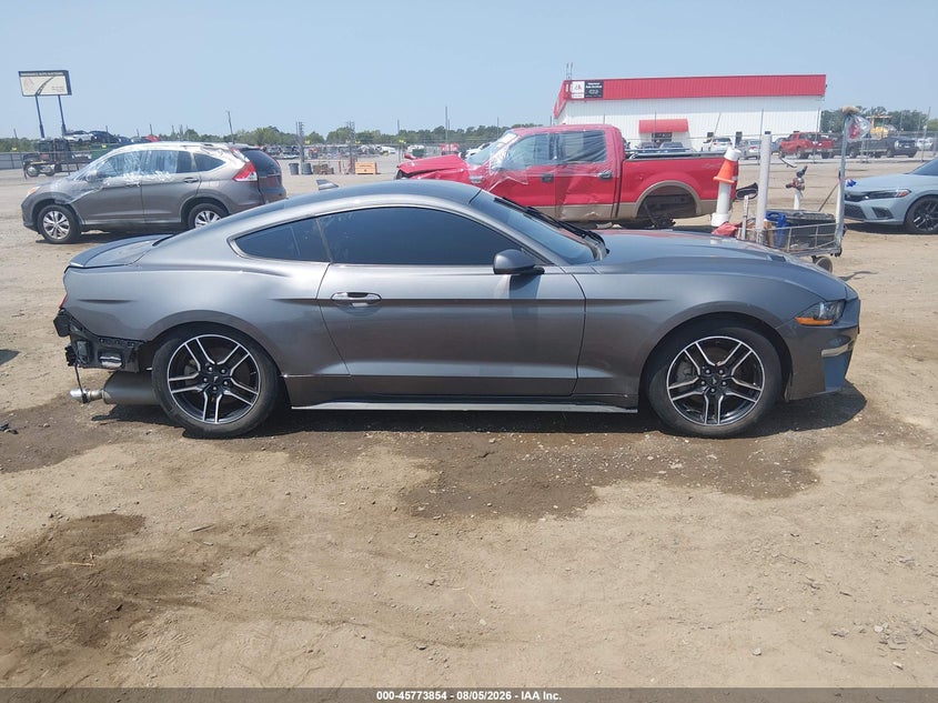 FORD MUSTANG - zdjęcie 14