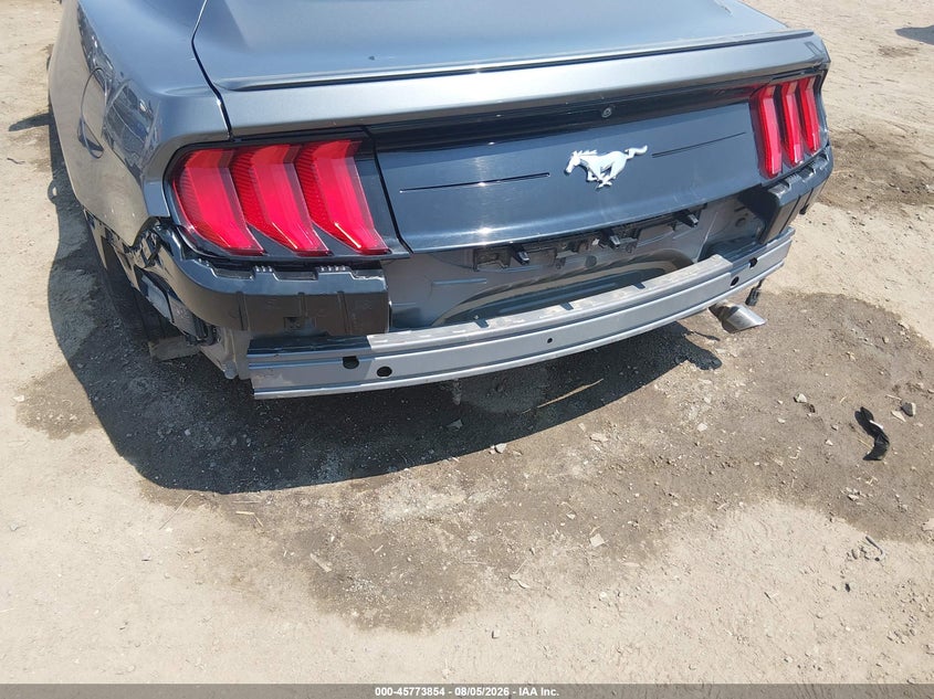 FORD MUSTANG - zdjęcie 19