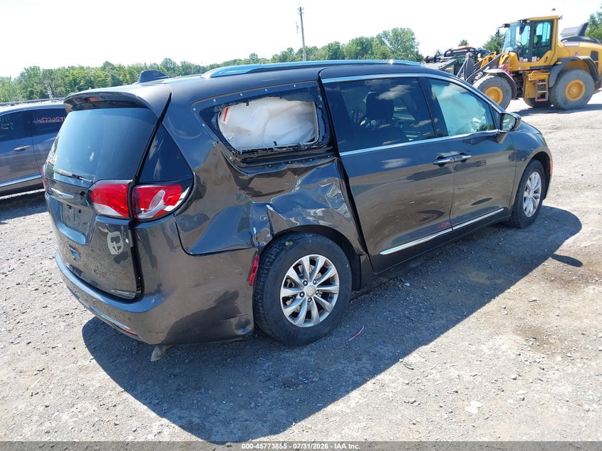 Vin: 2c4rc1bg6jr126370, lot: 46272635, chrysler pacifica touring l 20184