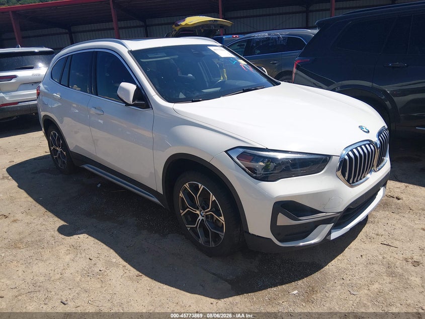 Vin: wbxjg9c0xn5v05766, lot: 46272649, bmw x1 xdrive28i 2022 img_1