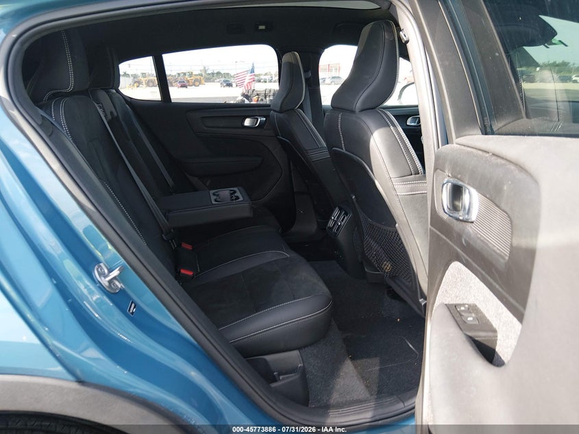 2022 VOLVO C40 SPORT UTILITY VEHICLE ELECTRIC